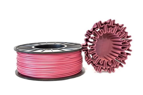 極光創(chuàng)新：利好塑料回收管理，碳源公司推出廢塑料升級為3D打印絲材的合作計劃